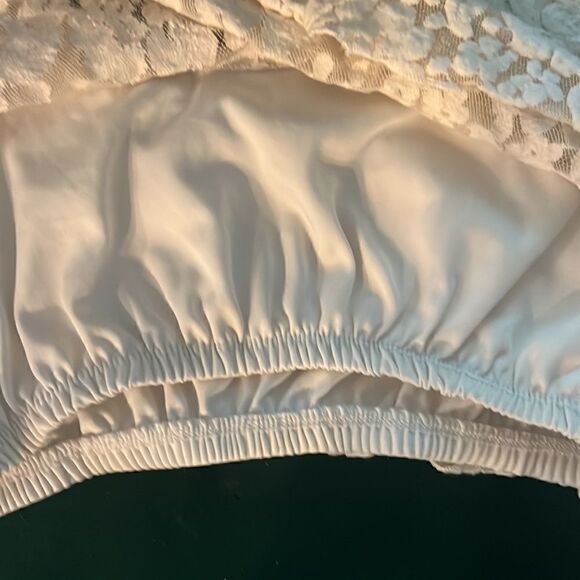 Surf Gypsy Top - Creme / Off White Lacey Top - Built in NO SHOW - Picture 4 of 4